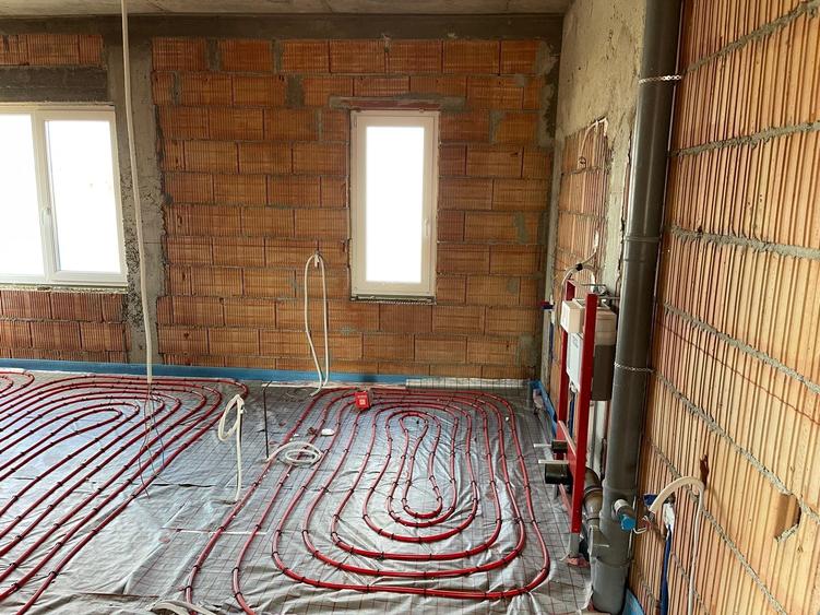 Comision 0 - Dezvoltator 4 cam curte proprie - 155000eur TVA si parcare inclusa - 2