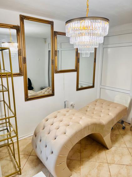 Predare salon manichiura cu clientii formati - 1