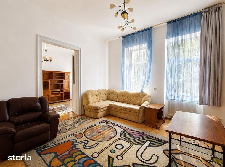 Apartament cu 4 camere în Gruia