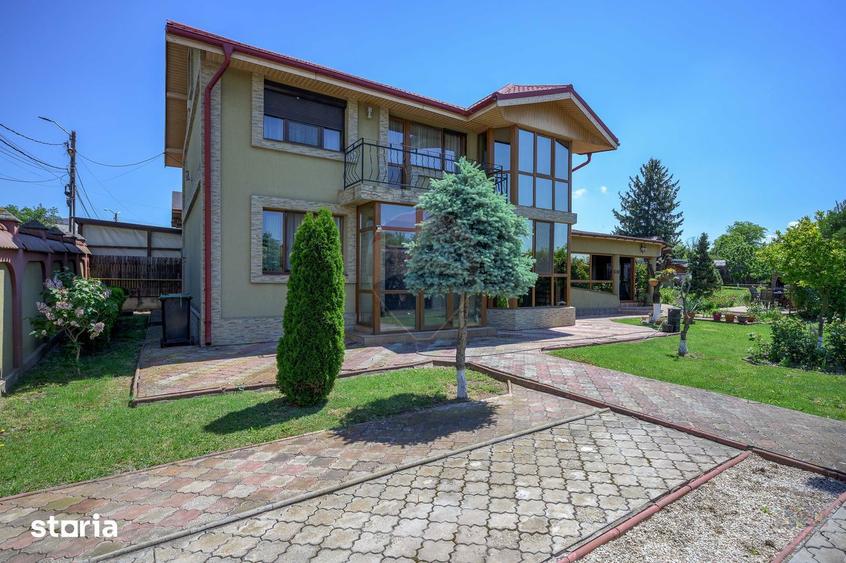 Vila spa?ioasa cu teren generos, gradina ?i anexe, Brane?ti - 12