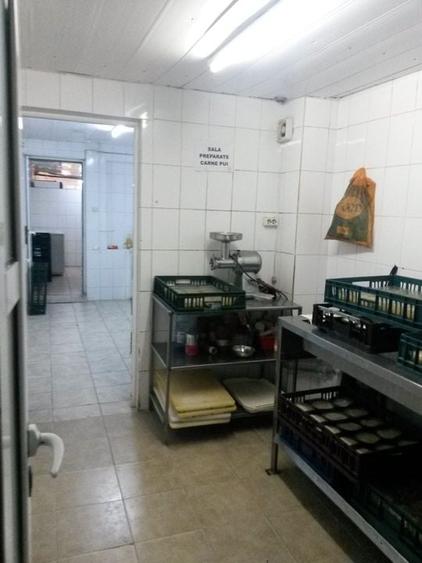 Fast-food  cu profit garantat  Dacia Eminescu - 5