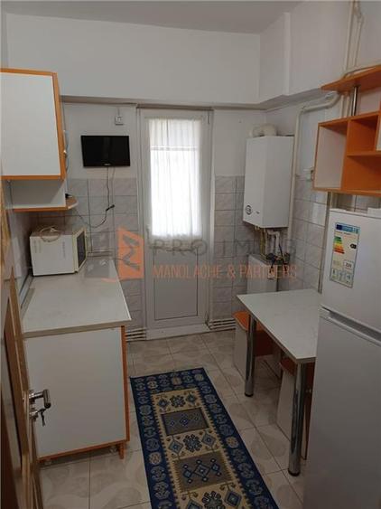 Garsoniera cf 1 decomandata zona Centru - 6