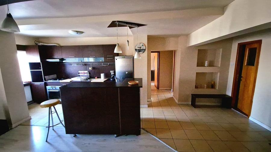 Teatru Masca apartament 3 camere, loc parcare - 3