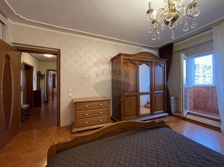 Apartament de inchiriat Horoscop,  Piata Unirii - 12