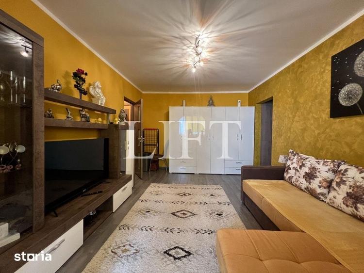 Apartament cu 3 camere în Florilor