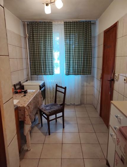 3 camere decomandat Drumul Taberei metrou Valea Ialomiței - 1