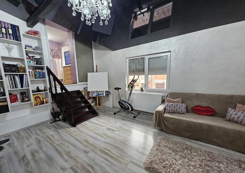 Casa renovata complet zona Mall - 36