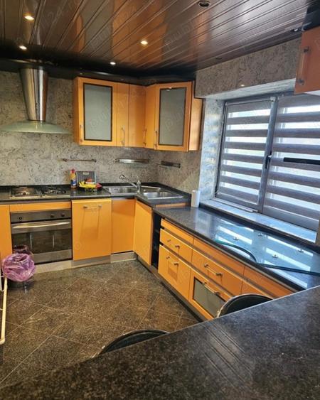 OCAZIE DEOSEBITA! DECEBAL,bloc stradal,monolit,vedere mixta,ALBA IULIA/UNIRII - 3