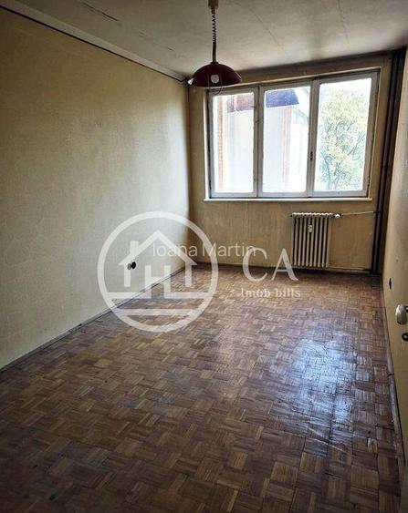 Apartament cu 4 camere de vanzare in zona Cantemir, Oradea Apartament cu 4 camere de vanzare in zona Cantemir, Oradea