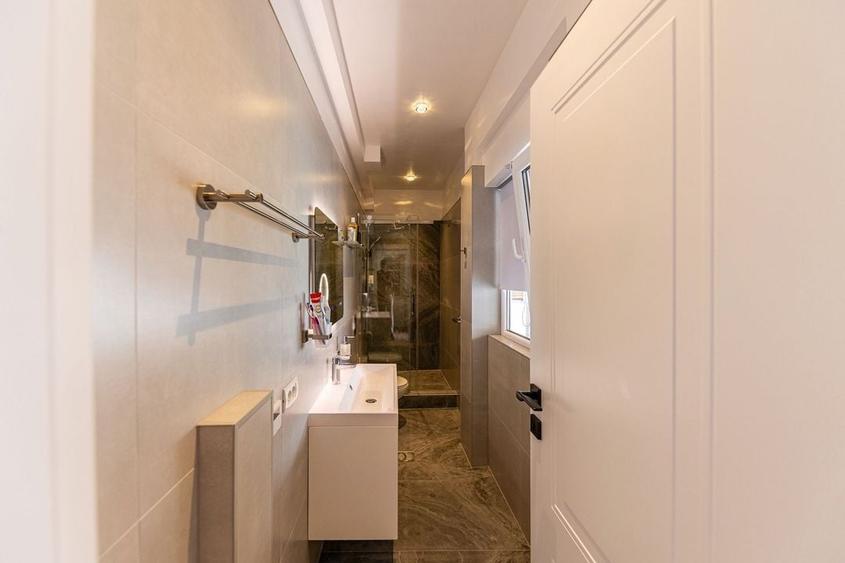 De Vânzare: Casă cu Teren în Zona Lunei, Timișoara - 23