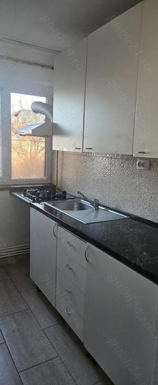 Apartament 2 camere strada 9 Mai langa Biserica Precista - 6