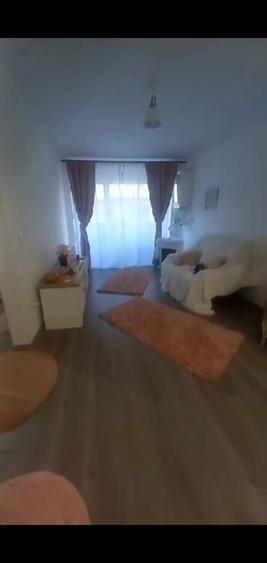 Inchiriez apartament cu o camera - 6