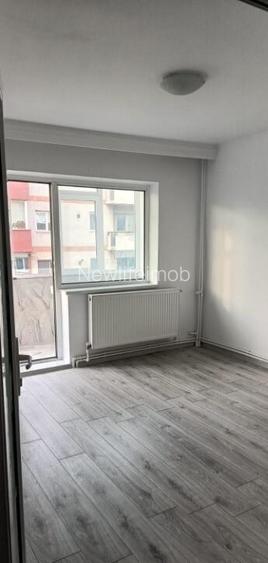 Poarta 6 , 3 camere NEMOBILAT