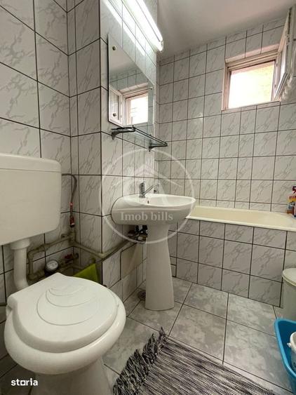 Apartament cu 3 camere decomandat în Dacia