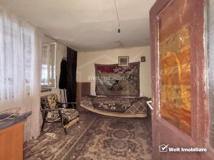 Investitie-casa renovabila, curte comuna, zona Pietei Mihai Viteazul