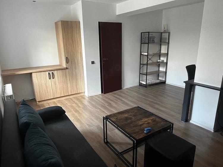 Spațiu comercial, de 30 mp, în Central