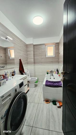 Apartament cu 3 camere decomandat în Cug
