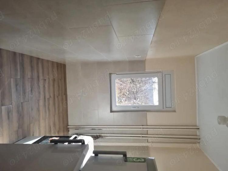 Apartament 2 camere,et.1, zona Boul Rosu,calea Romanilor - 2