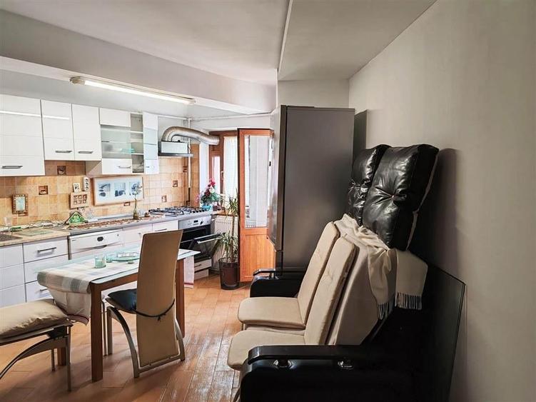 Apartament 3 camere in Ploiesti, zona Enachita Vacarescu - 11