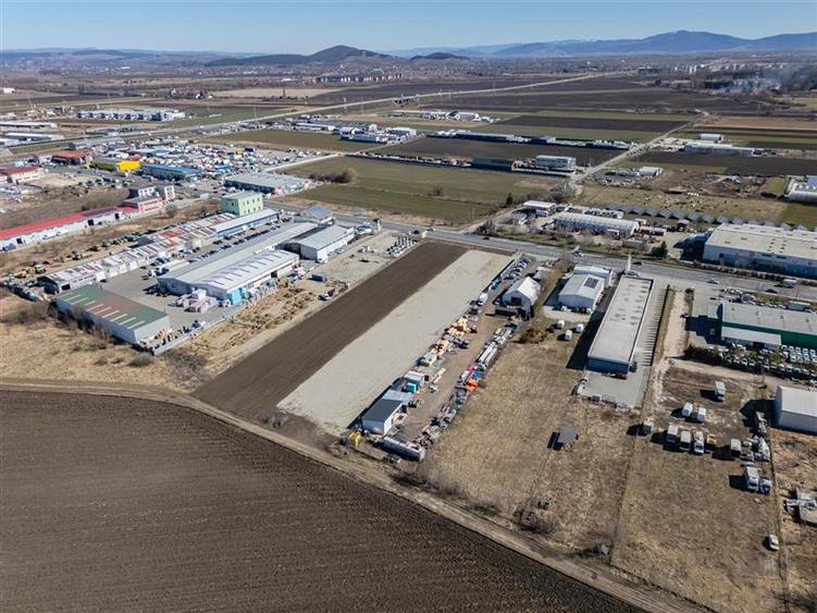 FILM! Teren intravilan de inchiriat, 5.400mp,  Calea Feldioarei,Brasov - 5