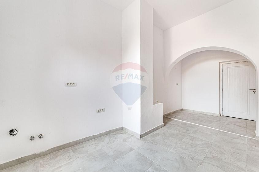 Apartament cu 2 camere de vanzare in zona Teatrului de Stat - 6