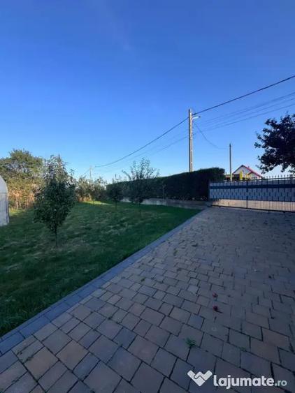 Casa individuala cu garaj si foisor, centru- Horodnic de Sus - 7