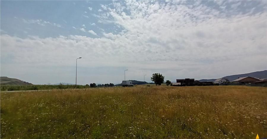 Casa la 15 minute de Brasov, DJ 112A, la rosu sau finalizata - 1