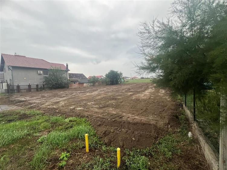 RECO, teren intravilan cu toate utilitatile in Cihei - 1