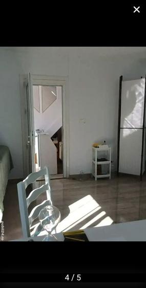 Casa cu spatiu comercial de vanzare - 1