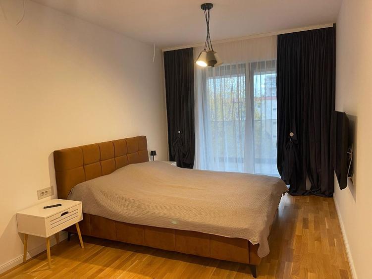 Centrul Civic - apartament 2 camere - balcon 12 mp - loc de parcare subteran - C - 5