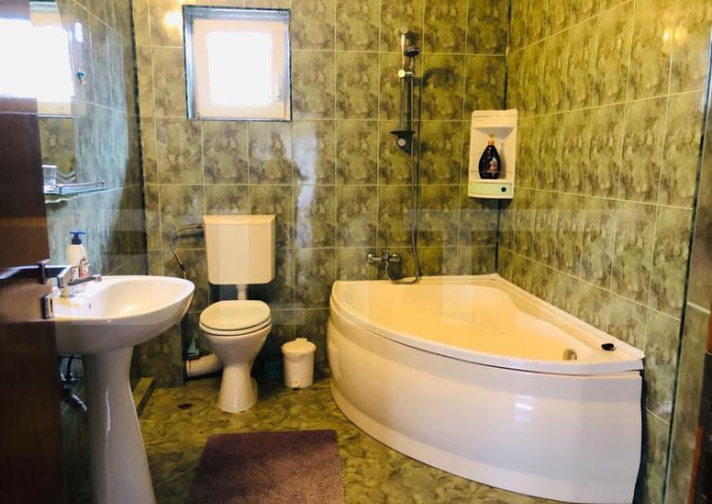 Casa 5 camere,teren 700 mp, foisor si gratar,Micesti - 11