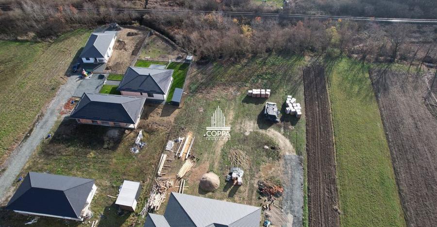 Teren intravilan 14 Ari / Sat Sasar - 4