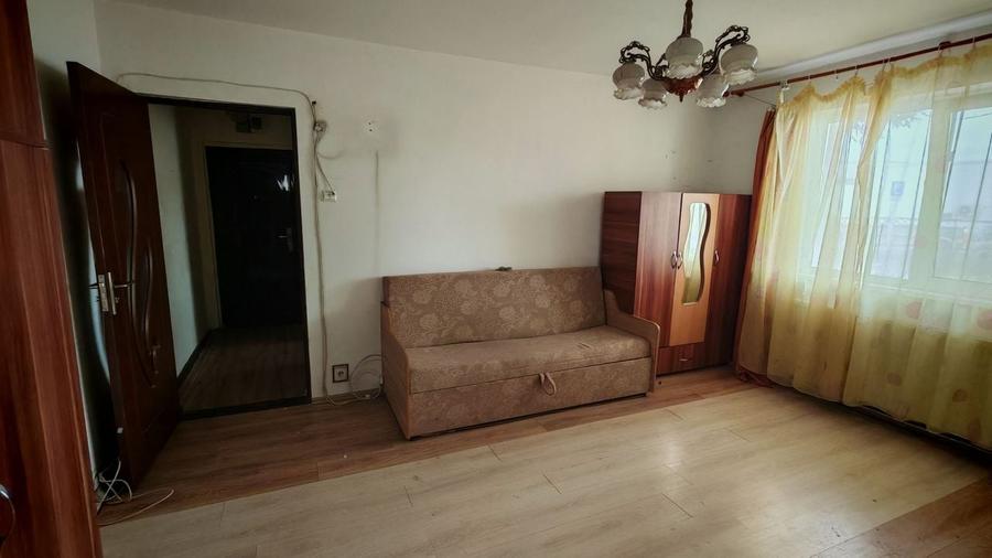 Apartament 2 camere,parter,semidecomandat,zona Coca Cola - 10