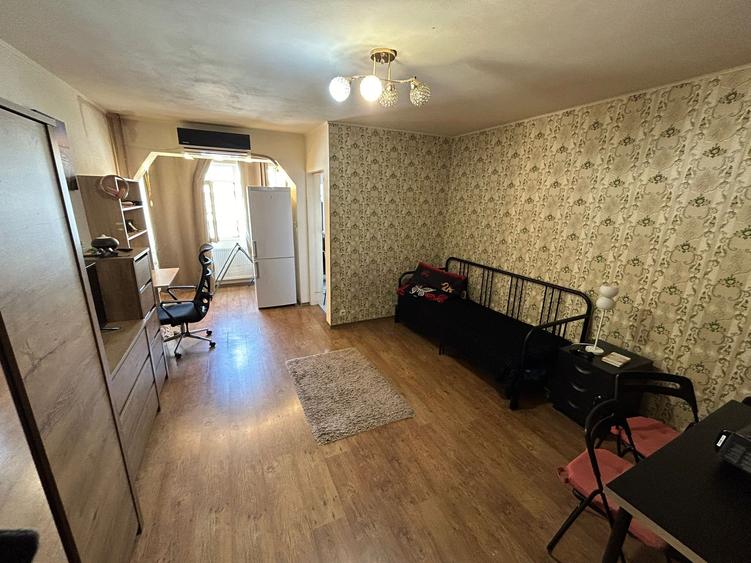 Garsoniera Titan 30 Mp Etaj 9 Instalatii Schimbate 7 Min Metrou - 1