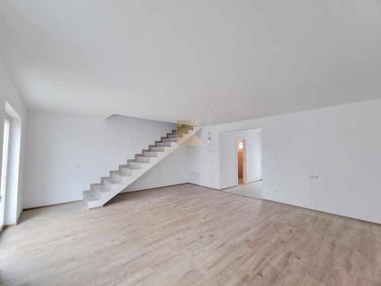 Casă &icirc;nsiruită cu 4 camere și curte proprie - Cartier Izvor, Str. Salc - 3