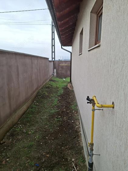 Proprietar vand casa noua in Nojorid - 12