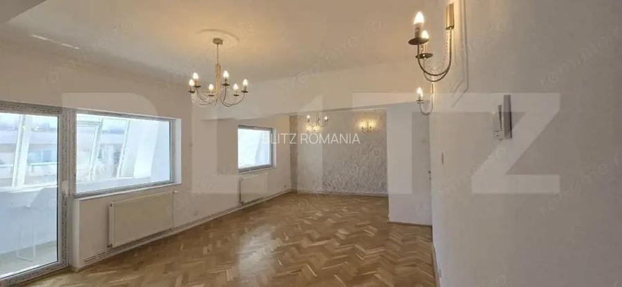 Apartament, renovat, cu 4 camere, 120 mp totali, zona Centrala-Mercur