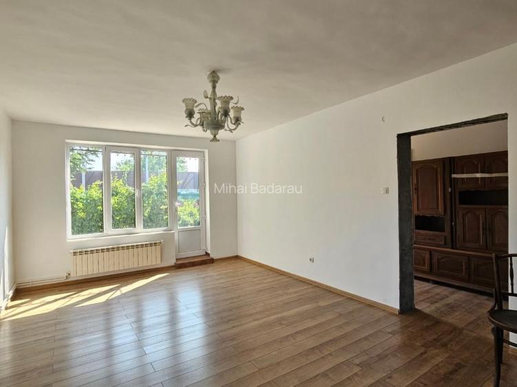 Buzau, Pietroasele - casa 4 camere, 2 bai, 150 mp utili.
