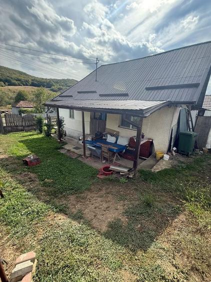Casă cu 2 camere în Central