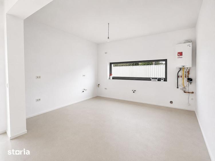 Casă cu 4 camere cu Teren 350 Mp în Crevedia