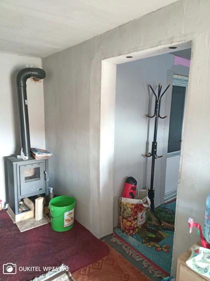 Casă cu 2 camere cu Teren 440 Mp în Central