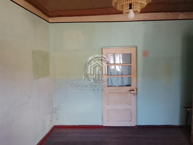 Casă cu 4 camere cu Canalizare în Dealu Viei