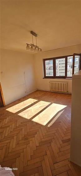 Apartament cu 3 camere circular, mobilat în Grigorescu