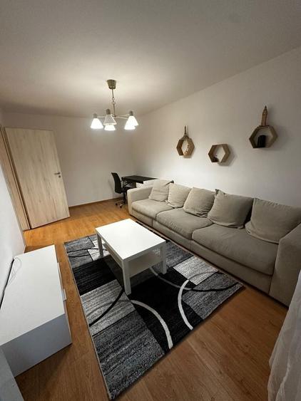 Apartament cu 3 camere decomandat în Militari