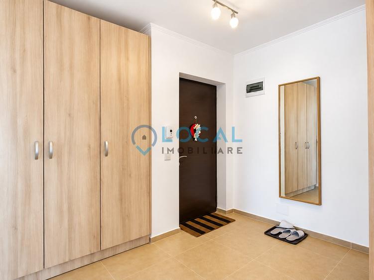 Apartament cu 2 camere semidecomandat, mobilat în Central