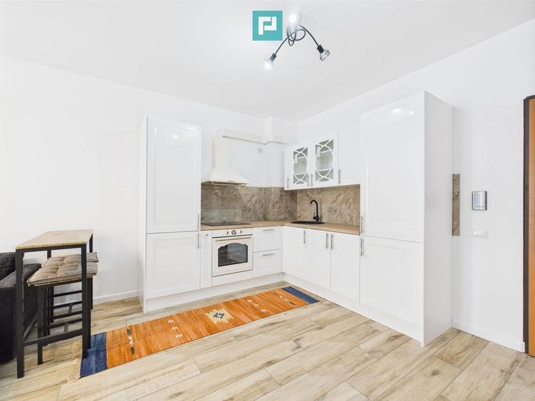 Apartament cu 2 camere semidecomandat, mobilat în Torontalului