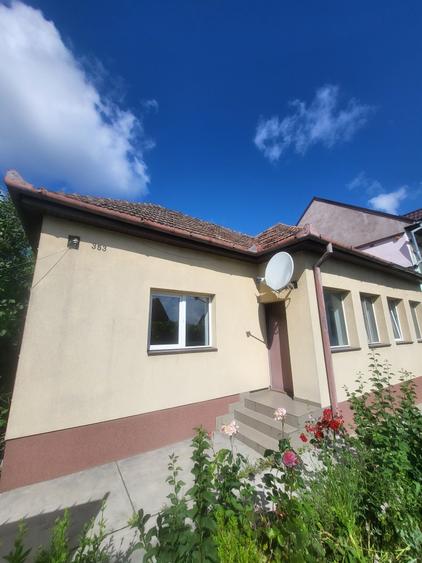 Casă cu 3 camere în Florești