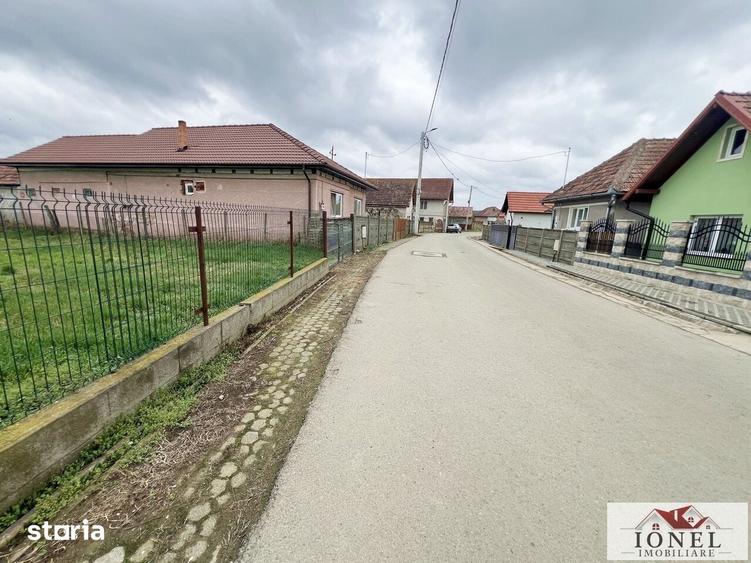 Teren de 1708 mp, în Crăciunelu de Jos