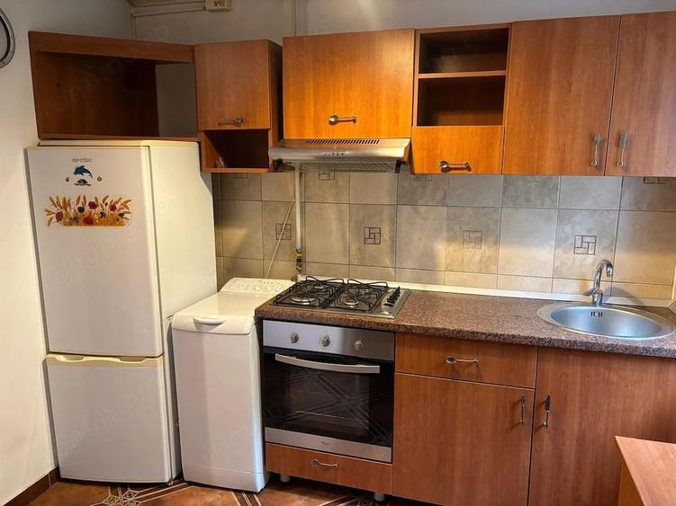 Apartament cu 2 camere semidecomandat, mobilat în Astra