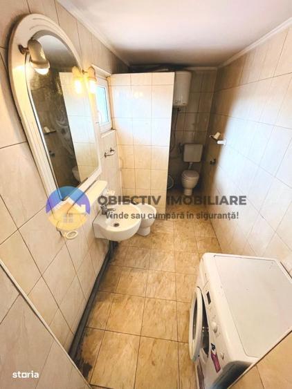 Casă cu 7 camere cu Teren 5958 Mp în Dobreni